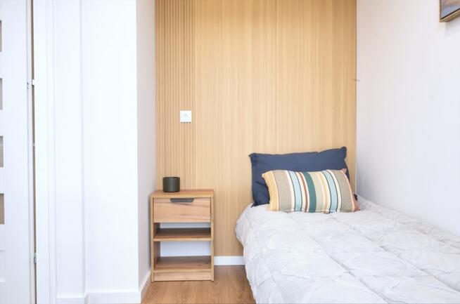Nowe - świetny rozkład - dużo okien - balkon