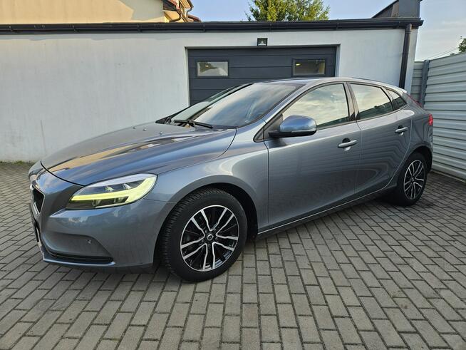 Volvo V40 2.0 120KM 2019r LED super wnętrze NAVI bezwypadek ZADBANY FV23%