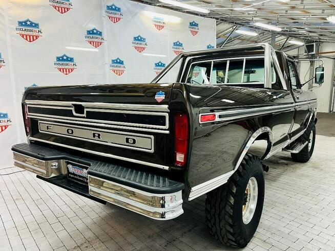 Ford F-250 Ranger XLT 351 V8 4×4 Manual Klasyk po Renowacji