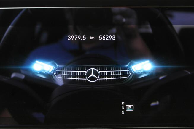 Mercedes E 220 4x4 SalonPL FV23% AMG & Night Ambient Navi Kamera LED