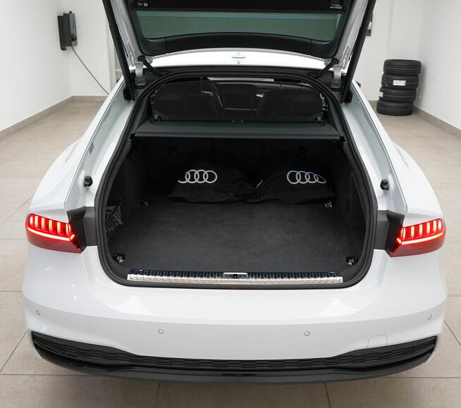 Audi A7 55 TFSIe 367KM Quattro B&O MatrixLaser HeadUp Hak ACC
