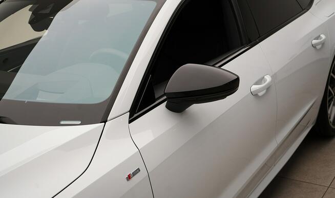 Audi A7 55 TFSIe 367KM Quattro B&O MatrixLaser HeadUp Hak ACC
