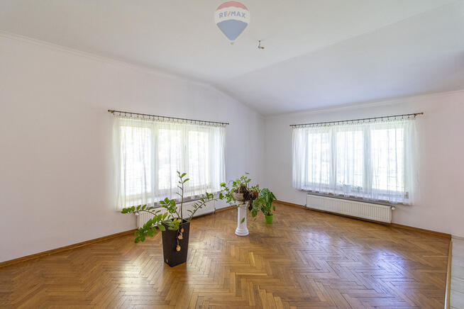 Dom 270 m² na Widzewie | 8 pokoi i duża działka