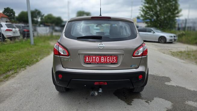Nissan Qashqai climatronic mały przebieg super stan