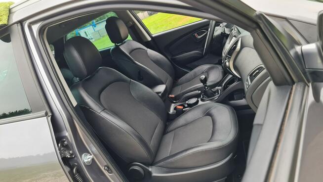 Hyundai ix35 1.6 GDI 135KM # NAVI # Climatronic # Parktronic # PółSkóra # LIFT !!!