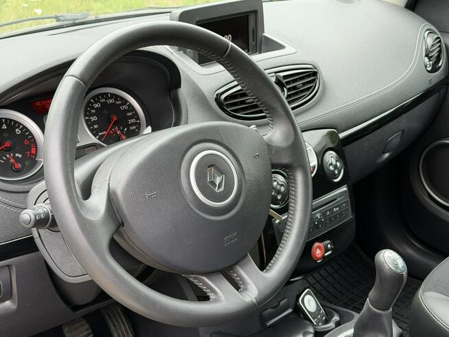 Renault Clio Night*DAY*PDC*Grzane*Fotele*ISOFIX*Klimatronik*Nawigacja*Relingi*Bezwy