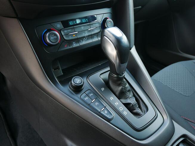 Ford Focus 1.0 E-Bst 125KM Eu6 ST-Line Kombi Automat -Nowy rozrząd -Navi -Kamera