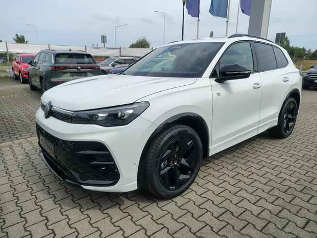 Volkswagen Tiguan R-Line Plus 1.5eTSI 150KM automat DSG Pakiet Black Style