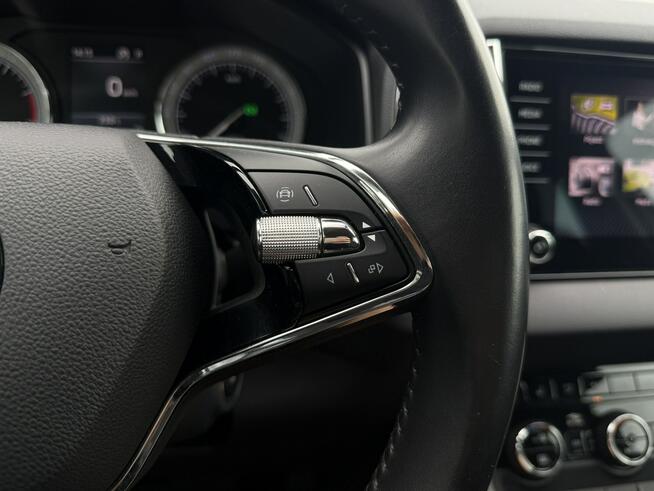 Škoda Karoq Poleasingowy Salon Polska I właściciel Serwis ASO VAT 23% Bezwypadkowy