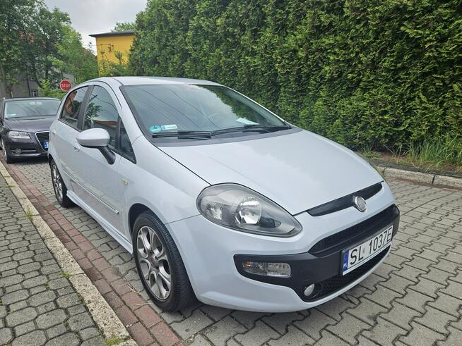 Fiat Punto Evo Klimatyzacja dwu strefowa / 6 Biegów / Komputer / 2 kpl. kół