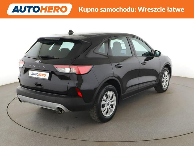 Ford Kuga FV23 led navi kamera pdc klimatyzacja grzane fotele niski przebieg