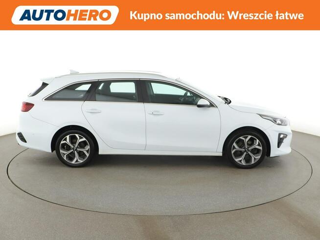 Kia Cee'd 1.6CRDi Automat Spirit Nawigacja Tempomat Grzane Fotele ParkAssist JBL