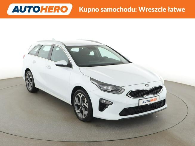 Kia Cee'd 1.6CRDi Automat Spirit Nawigacja Tempomat Grzane Fotele ParkAssist JBL