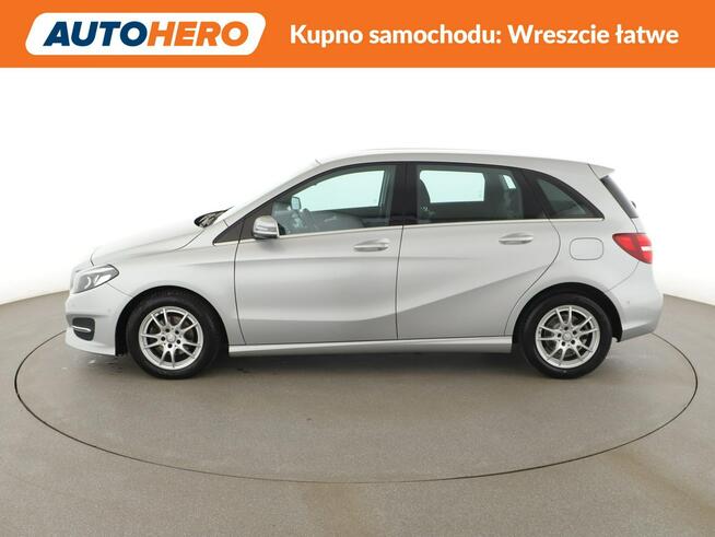 Mercedes B 180 automat full LED półskóra navi klima auto grzane fotele czujniki parko