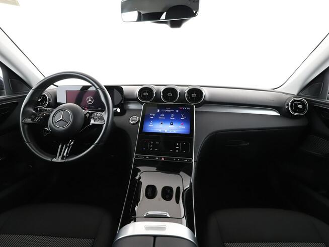 Mercedes C 200 FV23% mHEV automat full LED navi virtual cocpit kamery grzane fotele