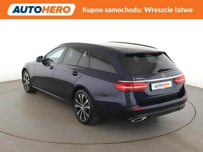 Mercedes E 300 PHEV full LED półskóra virtuale navi grzane fotele kamery asystenci