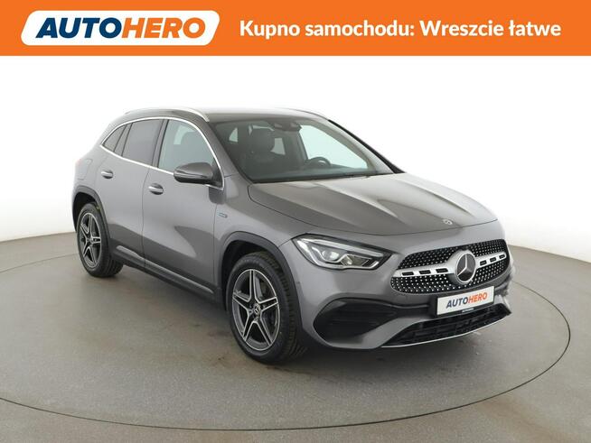 Mercedes GLA 250 phev amg line kamera grzane fotele ambient auto klima