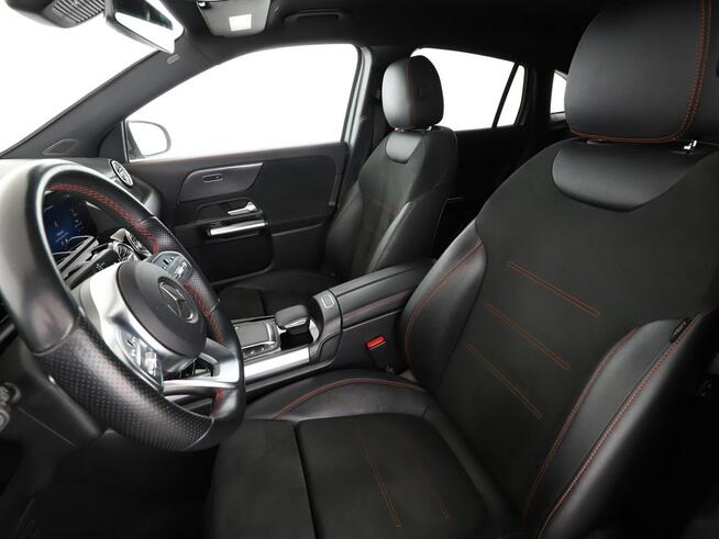 Mercedes GLA 250 phev amg line kamera grzane fotele ambient auto klima