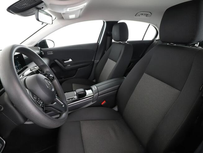 Mercedes A 250 FV23 pHEV led automat virtual navi pdc grzane fotele