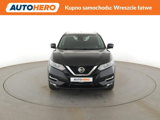 Nissan Qashqai navi klima auto panorama kamera 350 i czujniki parkowania