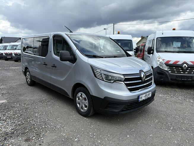 Renault Trafic osobowy automat kamera cofania 8 miejsc