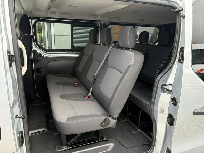Renault Trafic osobowy automat kamera cofania 8 miejsc