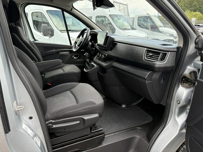 Renault Trafic osobowy automat kamera cofania 8 miejsc