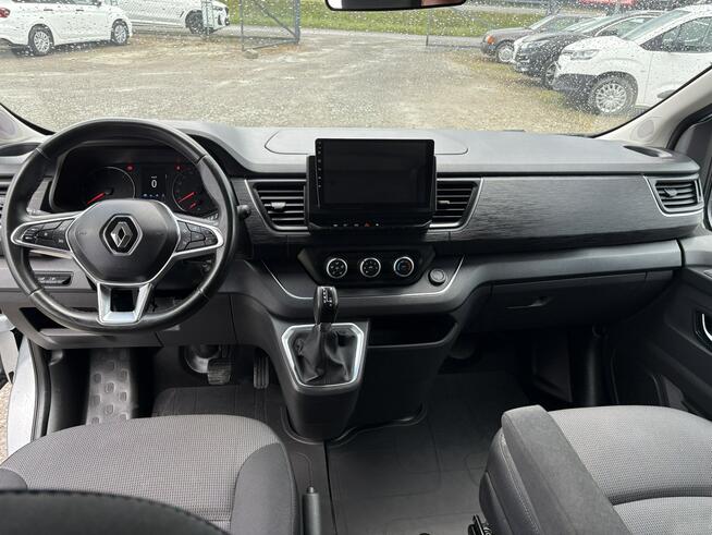 Renault Trafic osobowy automat kamera cofania 8 miejsc
