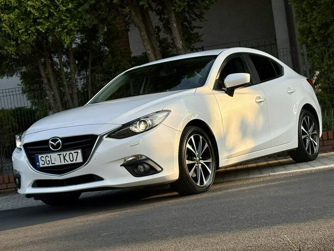 Mazda 3 Bezwypadkowy , Serwisowany , Pierwszy Właściciel , Perła , Nowe Opony