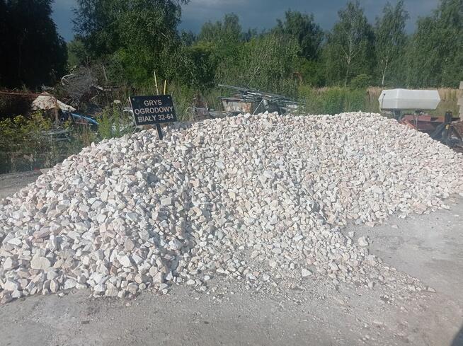 Grys ogrodowy biały kamień