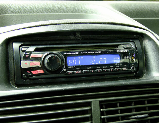 SPRZEDAM - FIAT PUNTO II FL 2004