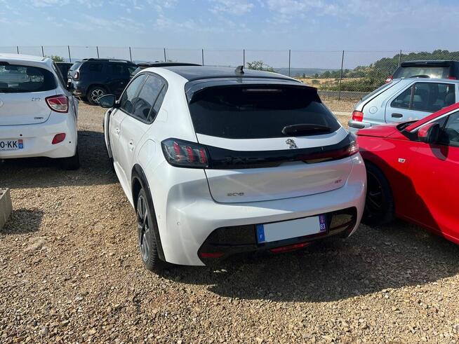PEUGEOT e-208 136 GT FP097