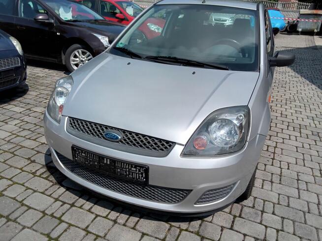 Sprzedam Ford Fiesta rocznik 2007