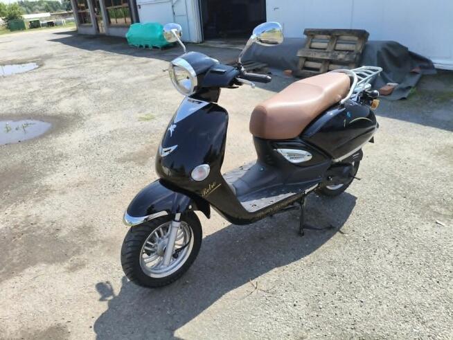 Sprzedam skuter Romet Retro 7 – nowy!