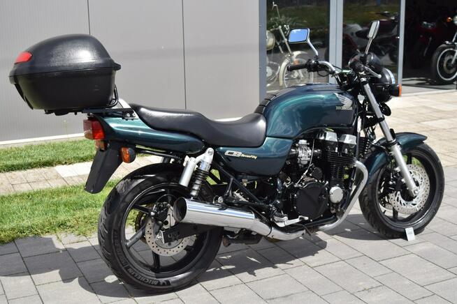 Honda CB piękne CB, pełen oryginał, dodatki, dok. na km, z DE***