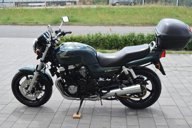 Honda CB piękne CB, pełen oryginał, dodatki, dok. na km, z DE***