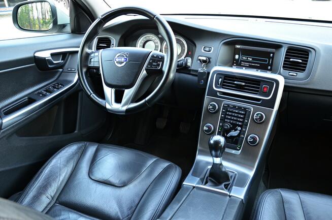 Volvo V60 2.0 D3 163KM Opłacony! Skóra! Navi! Auto Dla Ciebie!!