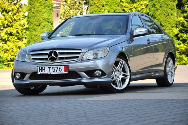 Mercedes C 220 2,2 D 170KM Avantgarde Xenon Skóry Navi H&K Alufelgi PDC Super Stan !!