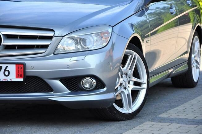 Mercedes C 220 2,2 D 170KM Avantgarde Xenon Skóry Navi H&K Alufelgi PDC Super Stan !!