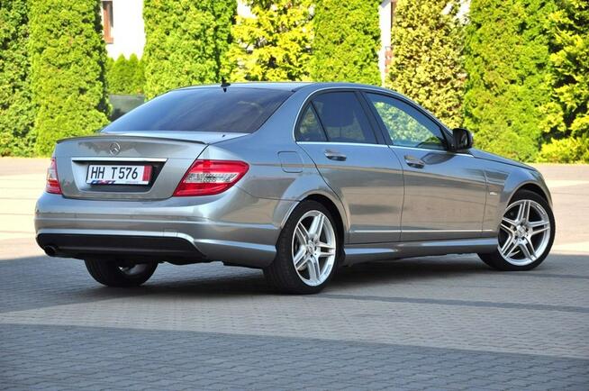 Mercedes C 220 2,2 D 170KM Avantgarde Xenon Skóry Navi H&K Alufelgi PDC Super Stan !!