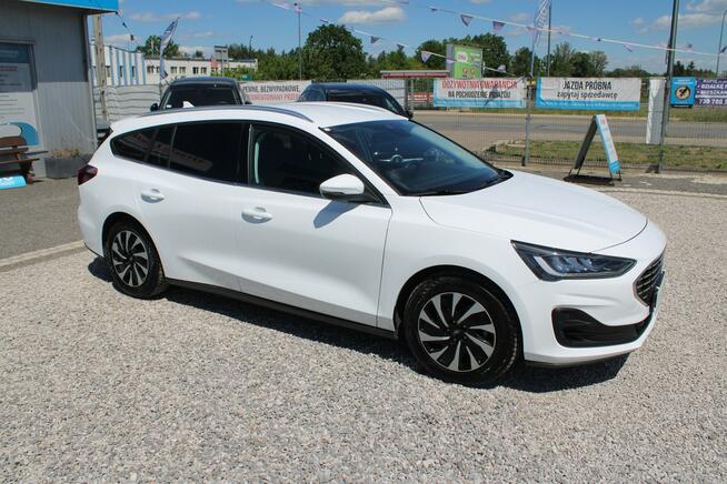 Ford Focus Titanium Gwarancja G.Kierownica Fotele kamera asystent