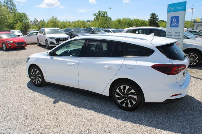 Ford Focus Titanium Gwarancja G.Kierownica Fotele kamera asystent