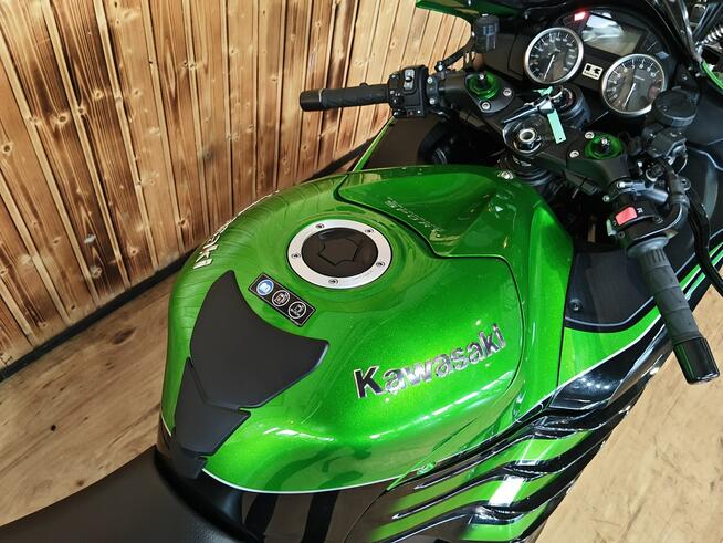 Kawasaki Ninja NINJA ZZR 1400 Maszyna posiadająca 200km