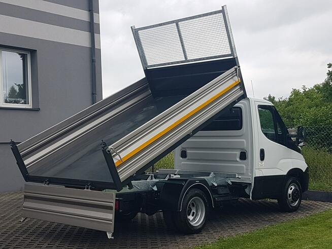 Iveco Daily 35C15 WYWROTKA 3 STRONNA KIPER 3,20x2,06 BLIŹNIAKI KLIMA MANUAL 6-BIEGÓW HAK