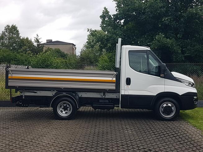 Iveco Daily 35C15 WYWROTKA 3 STRONNA KIPER 3,20x2,06 BLIŹNIAKI KLIMA MANUAL 6-BIEGÓW HAK