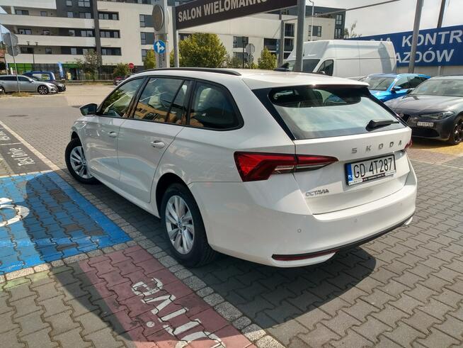 Škoda Octavia 1.5 TSI 115km essence smartlink lane assist led gwarnacja fv23%