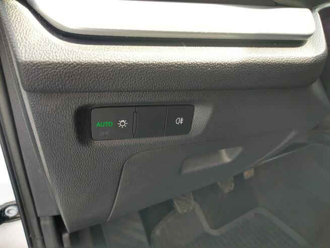 Škoda Octavia 1.5 TSI 115km essence smartlink lane assist led gwarnacja fv23%