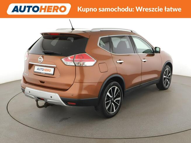 Nissan X-Trail klima auto kamery 360 i czujniki parkowania grzane fotele navi
