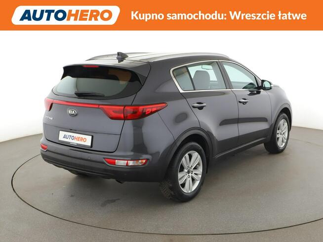 Kia Sportage navi klima auto grzane fotele i kierownica kamera i czujniki parkowani