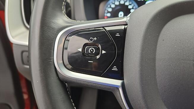 Volvo XC 60 B4 B R-Design aut ! Z Polskiego Salonu ! Faktura Vat !